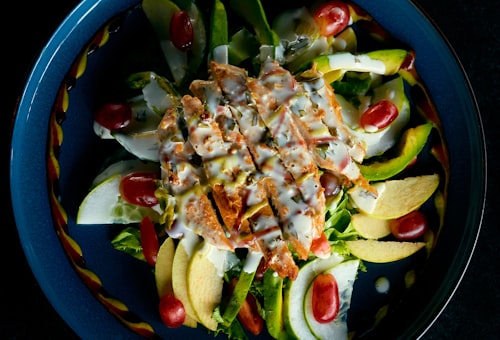 Grilled chicken salad bowl